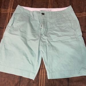 American eagle khaki shorts
